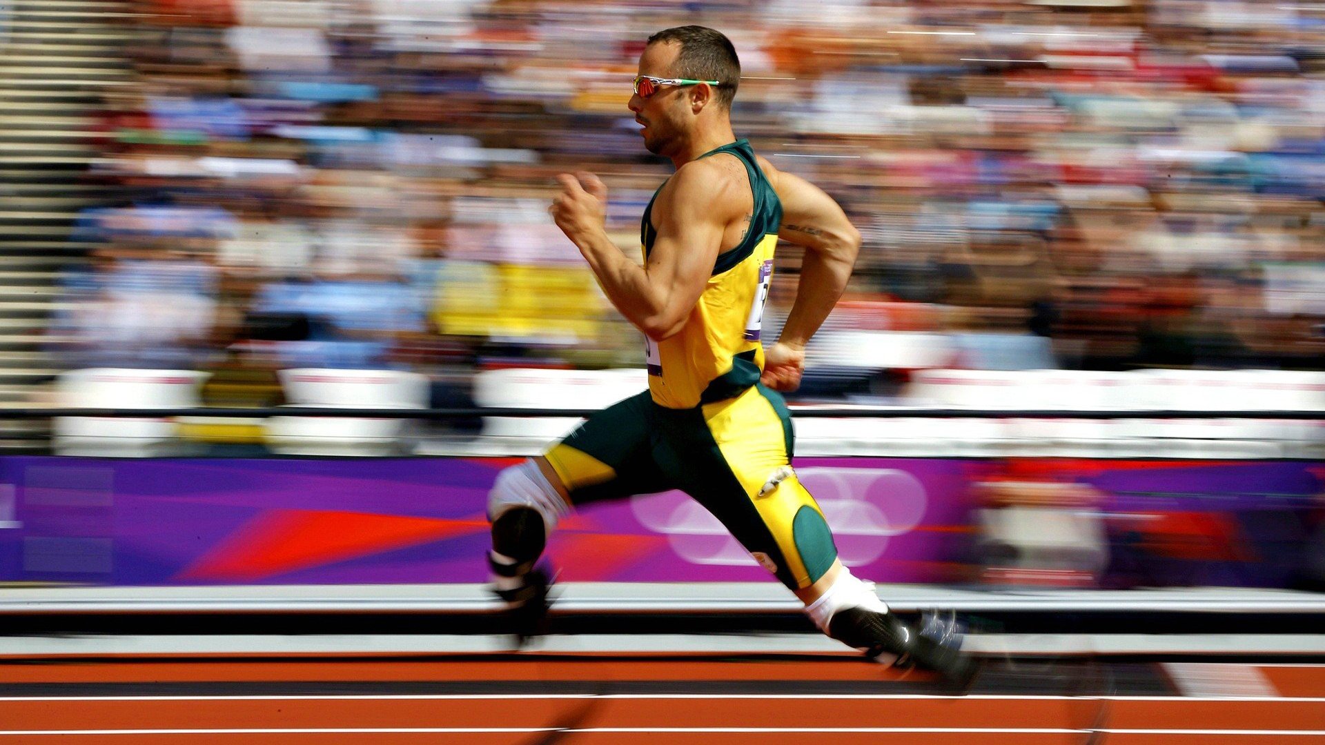 传承与创新：某球队百年荣耀的故事，足球传承宣言